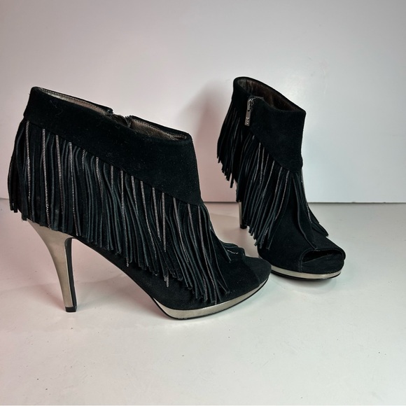 Libby Edelman Women's Bellamy Black Suede Fringe Boho Peep-toe Booties Size 8.5 - Picture 9 of 14